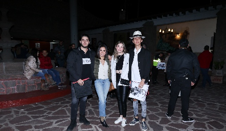  Juan Pablo Andrade, Valeria Ayala, Jimena Contreras y Eduardo Gaviño.