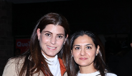  Mandi y Daniela Torres.