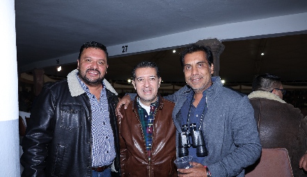  Miguel Rodríguez, Luis y Alejandro Bentacourt.