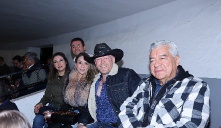  Sandra Martínez, Filiberto Cuello, Hilda Acosta, Víctor Rosas y Adrián Salas.