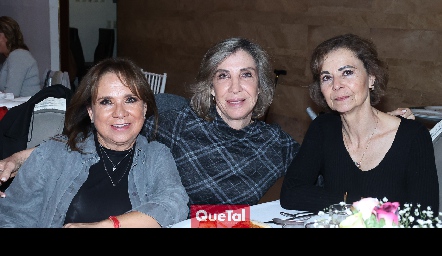  Martha Hernández, Covadonga Pérez y Gloria Biagi.