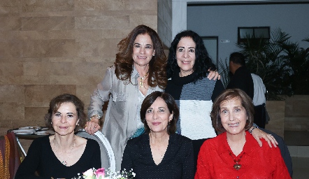  Gloria Biagi, Tere Vergara, Gaby Alcalde Concha Quintana y Ana Elisa Brueggeroff.