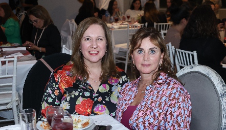  Marcela Pozas y Lorena Robles.