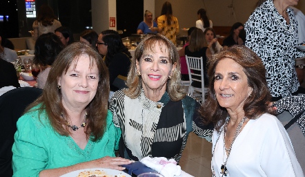  Isabella Vigota, Adriana Alberú y Patricia Mijares.