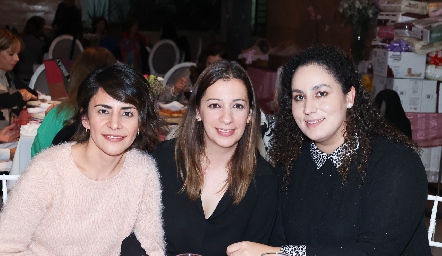  Fernandaa Niño, Yazmin Sata y Andrea Carreón.