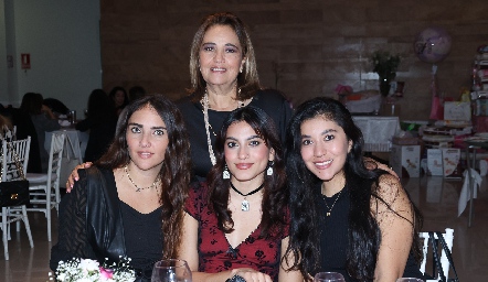 Andrea Rossel, Gelus de Aranda, Fernanda Durán y Mariana Almendárez.