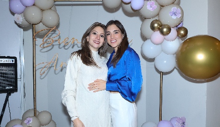  Fernanda Ramírez y Majo Vergara.