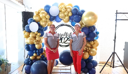  Yolanda Reynoso y Diana Portales.