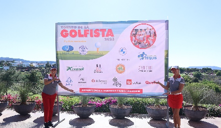  Carla Ruiz y Silvia Garza.