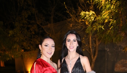  Cristina y Daniela Monsiváis.