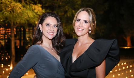  Lucía Berrones y Adriana Pedroza.