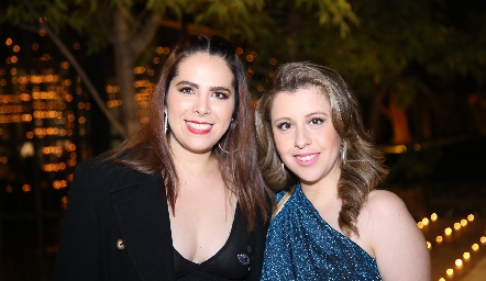  Roxana Agundis y Montse Hernández.