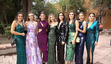  Julia Valle, Paty De Antuñano, Valeria Zúñiga, Elizabeth Treviño, Daniela Lavín, Lili Medina, Paulina Robles y Daniela González.