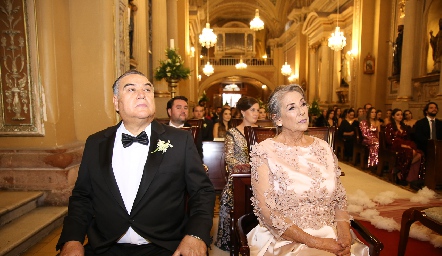  Gerardo Leos y Geraldina Berrones.