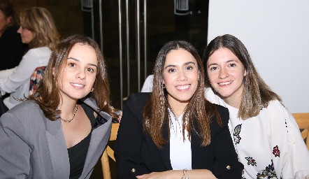  Alejandra Martínez, Paulina Suárez y Ana Carmen Rosillo.