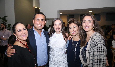  Esther Sandoval, Héctor Hinojosa, Titi Lomelí, Cecilia Bremer y Mari Ceci Herrera.