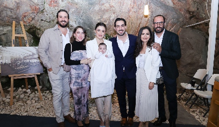  Rodrigo Valle, Ana Gaby Ibarra, María José Hernández, Gerardo Chevaile, Alenca, Pamela Castro y Manuel Boelsterly.