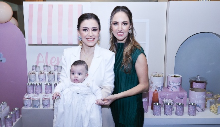  María José Hernández, Alenca Chevaile Hernández y María Paula Hernández.