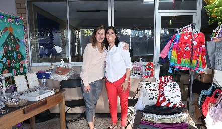  Michelle Mendoza y Adriana Oliva.