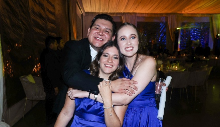  Manuel Trujillo,  Ana Carmen Rosillo y Ana Munguía.