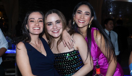  Titi Lomelí, Denisse Valle y Roció Ramírez.