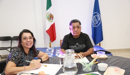  Gloria Jaramillo y Juan López.