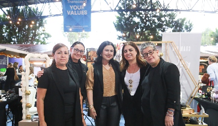  Carmen Villegas, Silvia Montiel, Christianne Esper, Claudia Suarez.