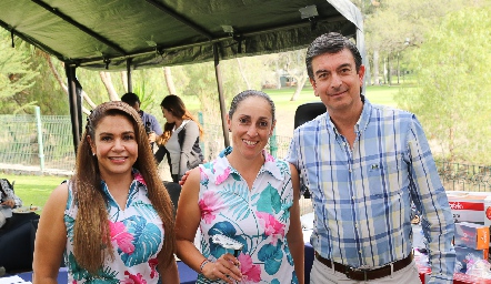  Ale Pérez, María Acebo y Oscar Silos.