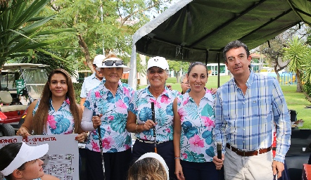  Ale Pérez, Toyita Villalobos, Ana Laura Azcárraga, María Acebo y Oscar Silos.