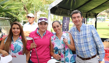  Ale Pérez, Mariana Acebo, María Acebo y Oscar Silos.