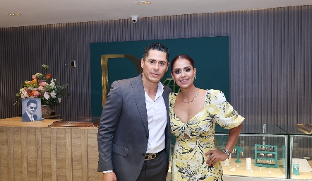  Rubén Flores y Tania Flores.