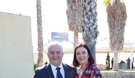  Luis Gómez y Ana Luisa Garza.