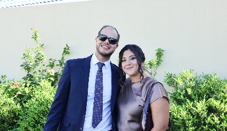  Adrián y Rosa Elena.