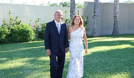  José Ramón Garza y Patricia Acosta.