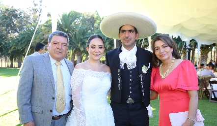 Willy, María del Carmen Cordero, Carlos Francisco González y Yolanda.