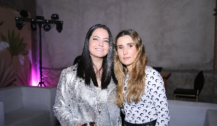  Mariana Meade y Lourdes Orozco.