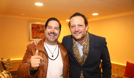  Miguel Martínez y Javier Silva.