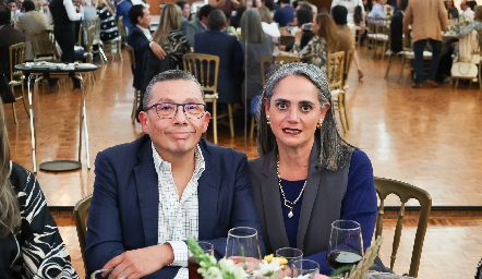  Luis Palacios y Gabriela Udave.