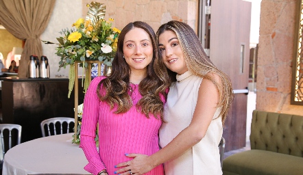  Nayelli Maya y Silvana Zendejas.