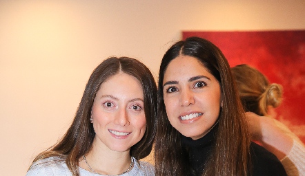  Nayelli Maya y Adriana Estrada.