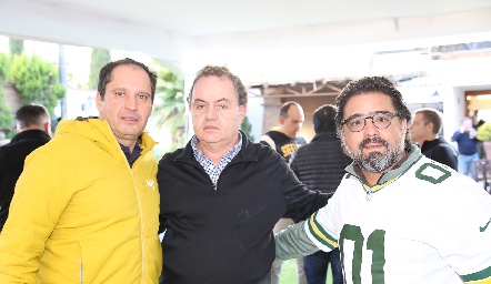  Jorge Morales, Manuel Cue y Santiago Garfias.