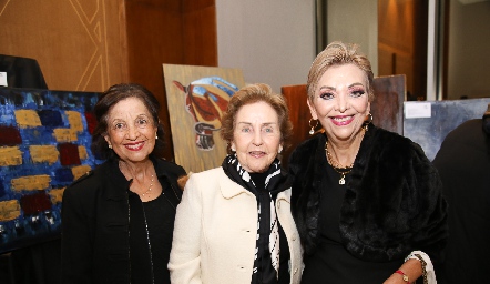  Antonieta Raya, Martha Marroquín y Lourdes Curiel.