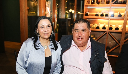  Ana Mary y Chapo Torres.