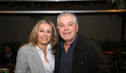  Natalia Sáenz y Leonardo Gordoa.