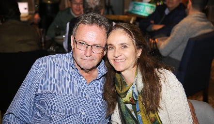  José Antonio González y Marcela Álvarez.