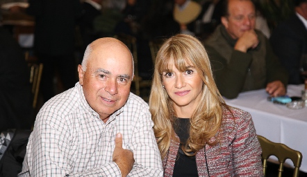  Juan Manuel Córdova y Lula Alvarado.