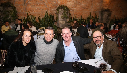  Sonia Reynoso, Roberto Pedroza, Gabriel Padilla y Dionisio Somohano.