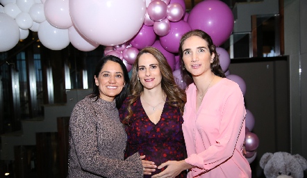  Katia Gómez, Jessica Medlich y Paola Musa.