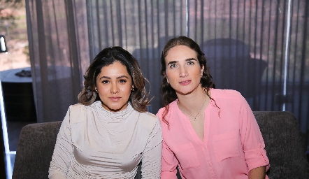   Estefanía López y Paola Musa.