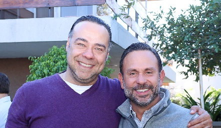 Alejandro y Carlos Torres.